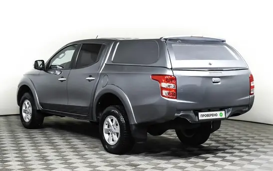 Mitsubishi L200 2.40 Механика, фото №1