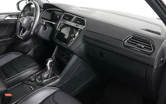 Volkswagen Tiguan 2.00 робот, фото №1