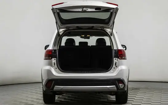 Mitsubishi Outlander 2.00 вариатор, фото №1