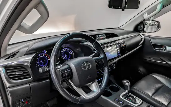 Toyota Hilux 2.80 Автоматическая, фото №1
