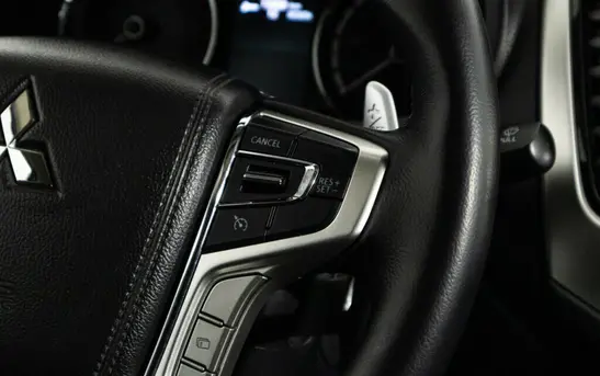Mitsubishi L200 2.40 Автоматическая, фото №1