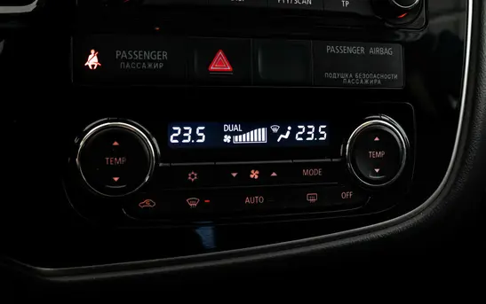 Mitsubishi Outlander 2.00 Вариатор, фото №1