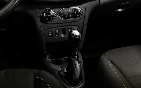 Renault Sandero 1.60 Автоматическая, фото №1