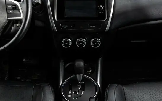 Mitsubishi ASX 1.80 вариатор, фото №1