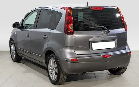 Nissan Note 1.60 Автоматическая, фото №1