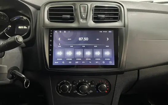 Renault Logan 1.60 автоматическая, фото №1