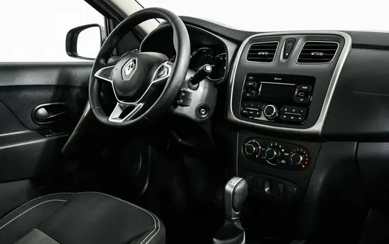 Renault Logan 1.60 Автоматическая, фото №1