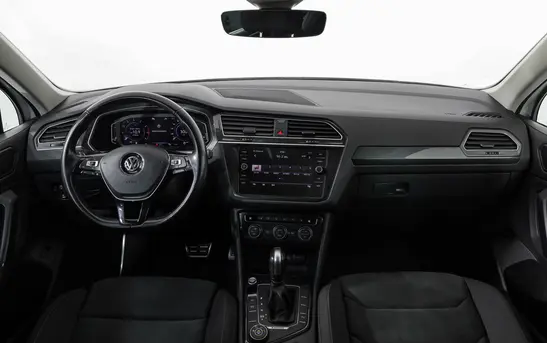 Volkswagen Tiguan 2.00 робот, фото №1