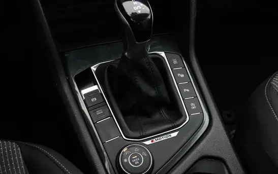 Volkswagen Tiguan 1.40 робот, фото №1
