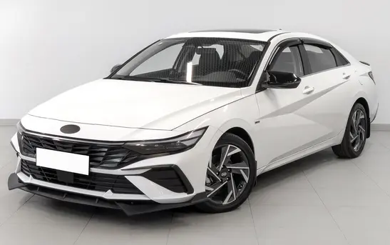 Hyundai Elantra 1.50 Вариатор, фото №1