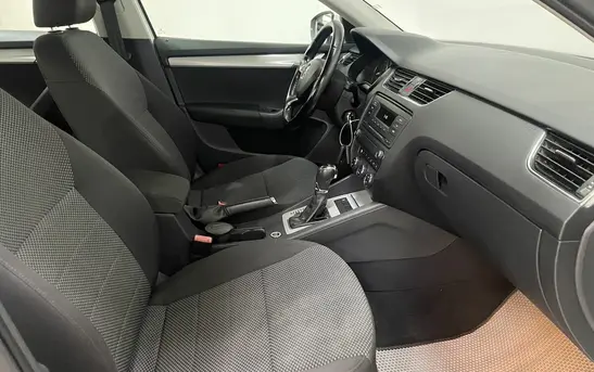 Skoda Octavia 1.80 робот, фото №1
