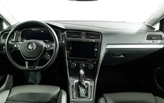 Volkswagen Golf 1.40 Робот, фото №1