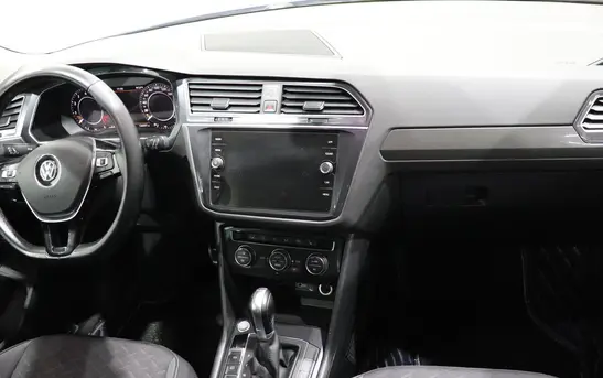 Volkswagen Tiguan 2.00 Робот, фото №1