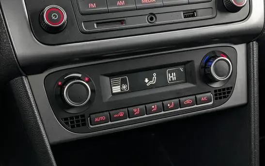 Volkswagen Polo 1.60 автоматическая, фото №1