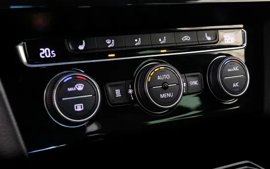 Volkswagen Passat 2.00 Робот, фото №1