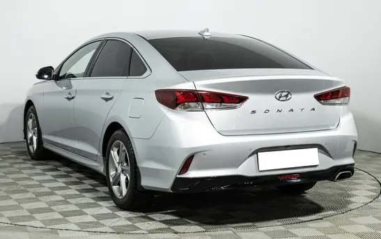 Hyundai Sonata 2.00 Автоматическая, фото №1