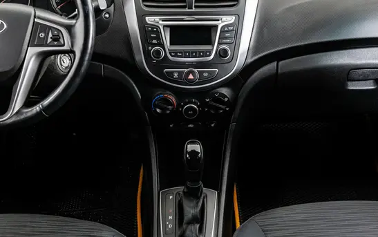 Hyundai Solaris 1.60 автоматическая, фото №1