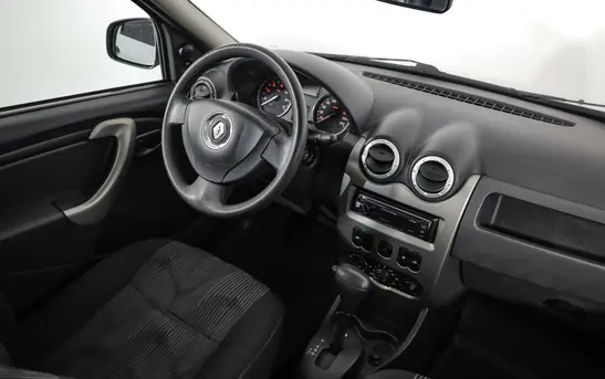 Renault Logan 1.60 Автоматическая, фото №1