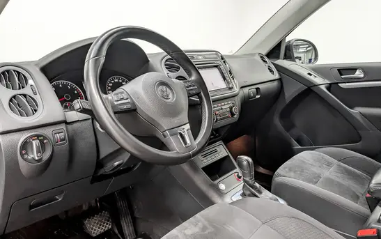 Volkswagen Tiguan 2.00 автоматическая, фото №1