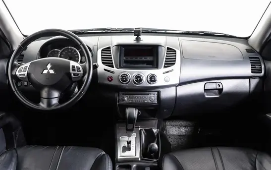 Mitsubishi L200 2.50 Автоматическая, фото №1