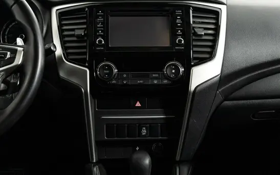 Mitsubishi L200 2.40 Автоматическая, фото №1