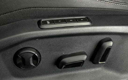Volkswagen Tiguan 2.00 робот, фото №1