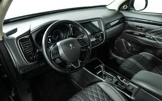 Mitsubishi Outlander 2.00 вариатор, фото №1