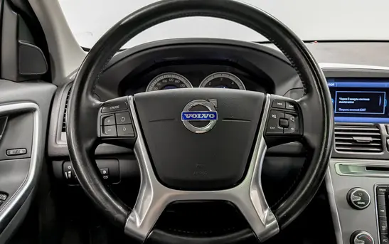 Volvo XC60 2.40 Автоматическая, фото №1