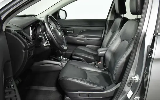 Mitsubishi ASX 1.80 вариатор, фото №1