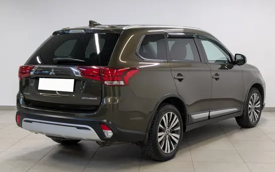 Mitsubishi Outlander 2.00 вариатор, фото №1