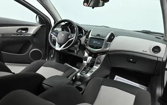 Chevrolet Cruze 1.80 Автоматическая, фото №1