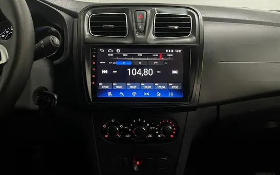 Renault Sandero 1.60 Механика, фото №1