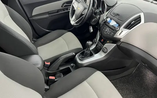 Chevrolet Cruze 1.60 Механика, фото №1