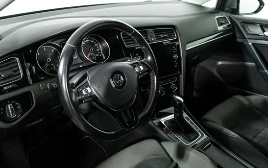 Volkswagen Golf 2.00 Робот, фото №1