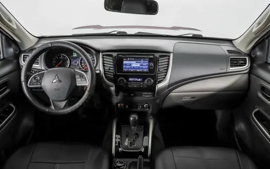 Mitsubishi L200 2.40 автоматическая, фото №1