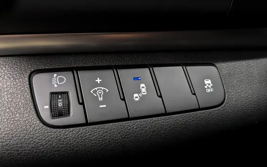 Hyundai Elantra 2.00 Автоматическая, фото №1