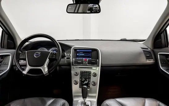 Volvo XC60 2.40 Автоматическая, фото №1