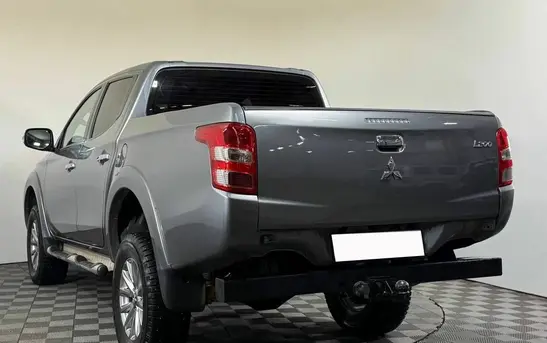 Mitsubishi L200 2.40 автоматическая, фото №1