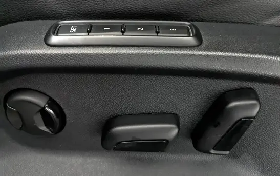 Volkswagen Tiguan 2.00 робот, фото №1