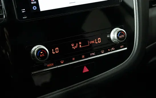 Mitsubishi Outlander 2.00 вариатор, фото №1