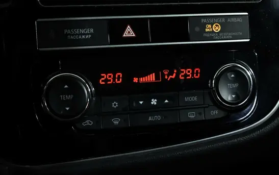 Mitsubishi Outlander 2.40 Вариатор, фото №1