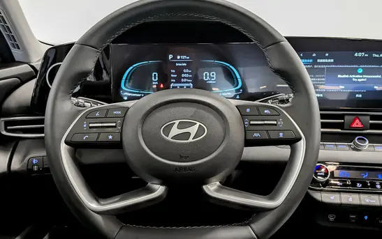 Hyundai Elantra 1.50 Вариатор, фото №1