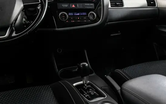 Mitsubishi Outlander 2.00 Вариатор, фото №1