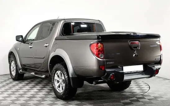 Mitsubishi L200 2.50 Автоматическая, фото №1