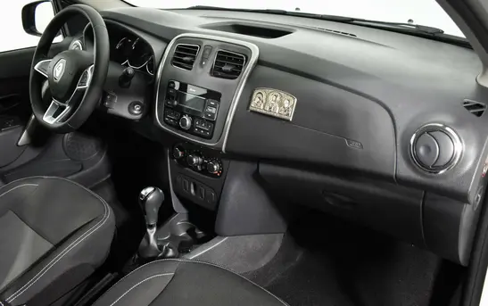 Renault Sandero 1.60 автоматическая, фото №1