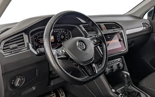 Volkswagen Tiguan 1.40 робот, фото №1