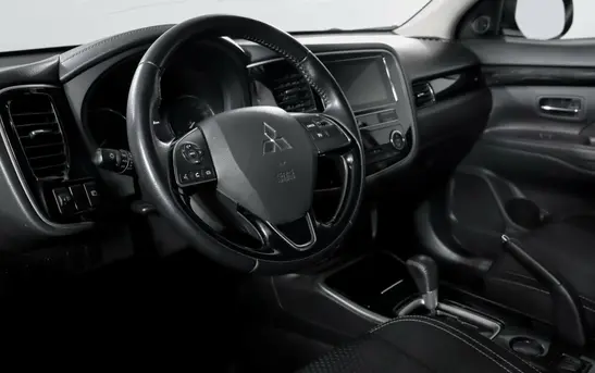 Mitsubishi Outlander 2.00 вариатор, фото №1