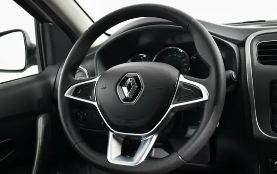 Renault Sandero 1.60 автоматическая, фото №1