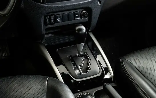 Mitsubishi L200 2.40 Автоматическая, фото №1