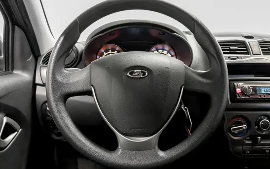 Lada (ВАЗ) Granta 1.60 Механика, фото №1